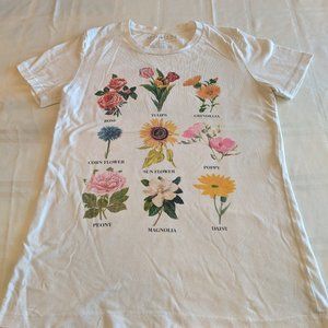 Fifth-Sun Botanical Flowers T-shirt - Small